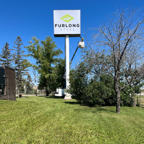 Monument / Pylon Signs